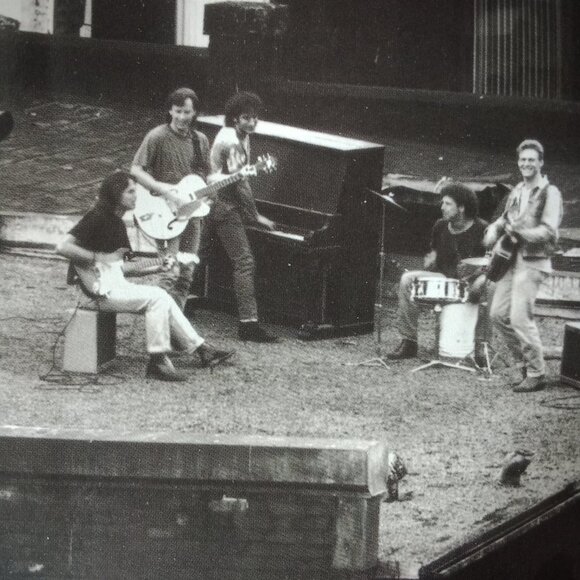 Waking up the Neighbors/CD - Picture 4 of 8